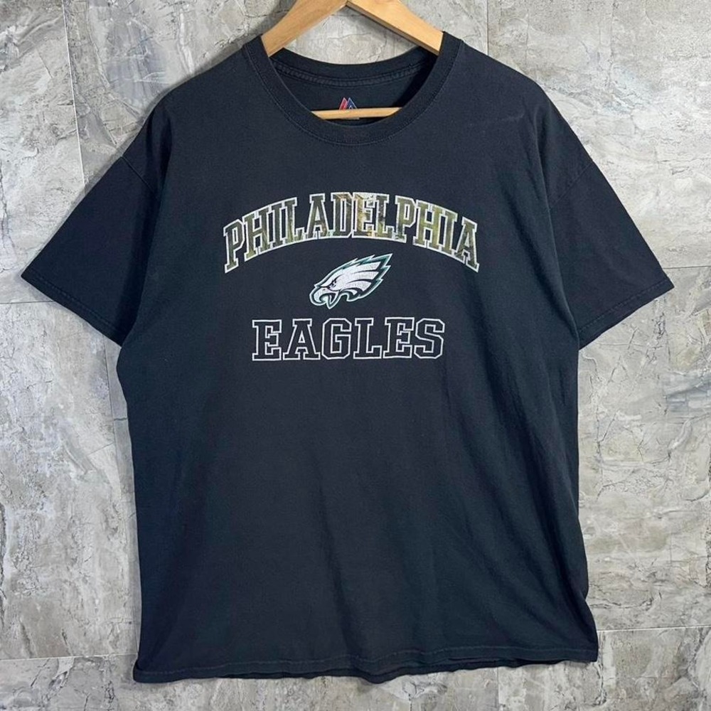 Majestic Philadelphia Eagles black cotton t-shirt Size XL #NFL #eagles Football